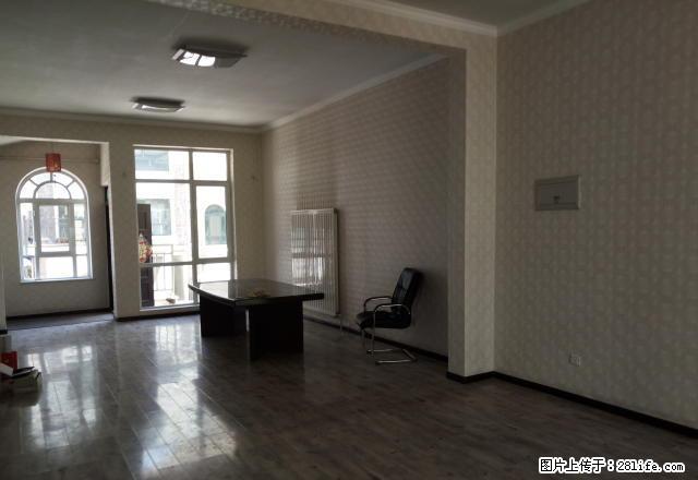 优质房源小胡主推成吉思汗大街大溪地精装别墅出租 - 房屋出租 - 房屋租售 - 呼和浩特分类信息 - 呼和浩特28生活网 hu.28life.com