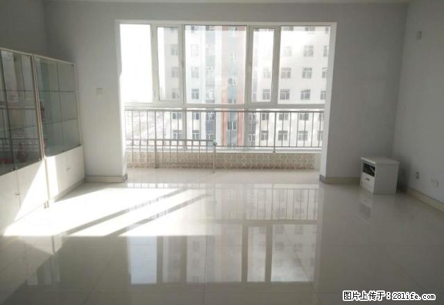 政协小区三居室 紧邻万达 出行方便 办公shou选 随时看房 - 房屋出租 - 房屋租售 - 呼和浩特分类信息 - 呼和浩特28生活网 hu.28life.com